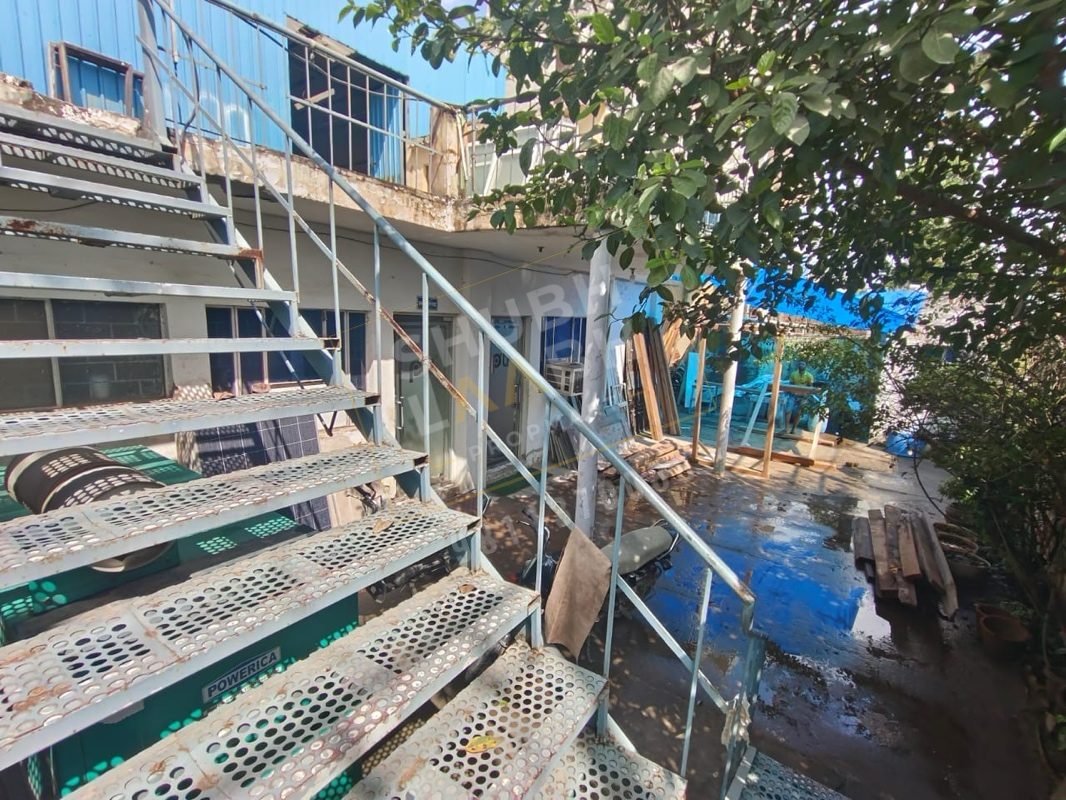 450 sq m industrial building in UPSIDA Site C, Surajpur, Greater Noida — 12 m road