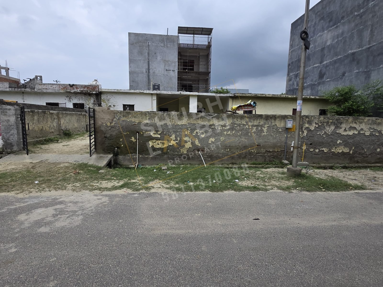300 sq m north-west-facing residential plot in UPSIDA Site C, Surajpur, Greater Noida — park-facing, 18 m road